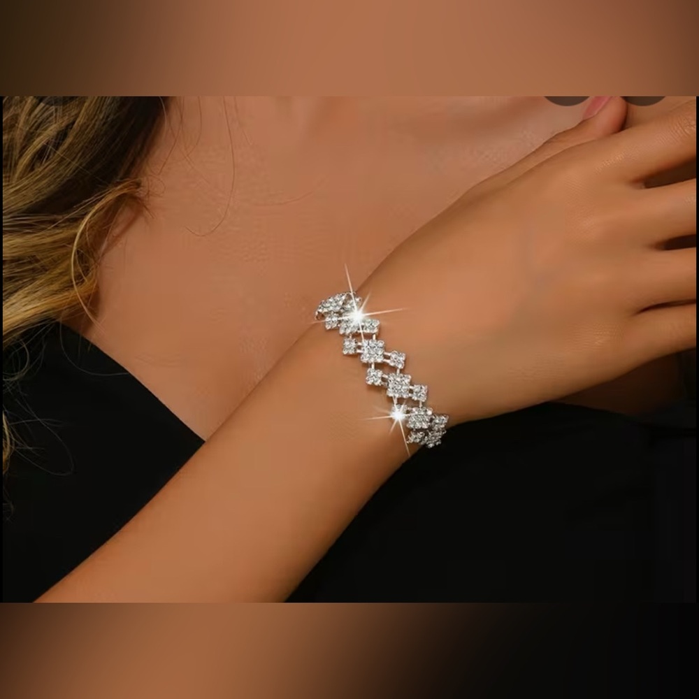 Lovely Silver and Rhinestones Bracelet
